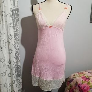 Jessica Simpson Pink Night Gown